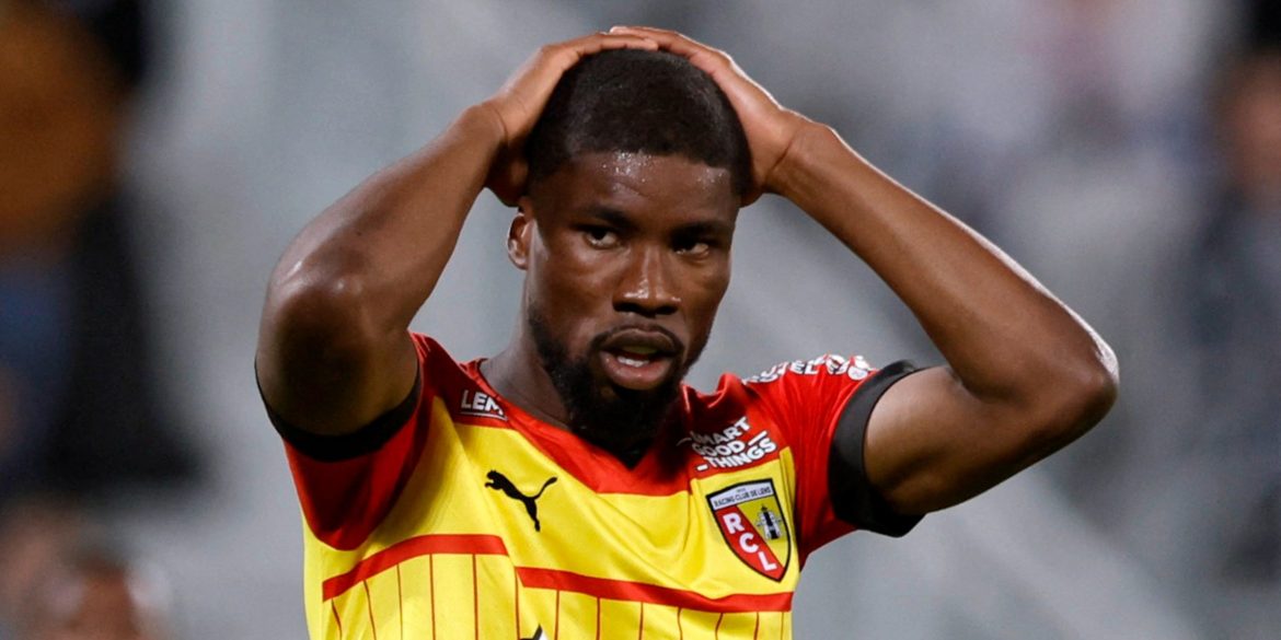 "Alarm bells" – Pundit shares Kevin Danso "concern" for Tottenham